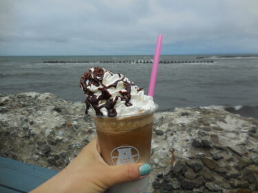 【北海道】小樽と札幌の間！銭函にある海が見えるカフェ「しろくまコーヒー」に行ってきた。