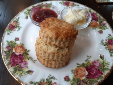 小郡！かえる寺の周辺のおしゃれカフェ情報。Bibury Tea Roomsの口コミ。